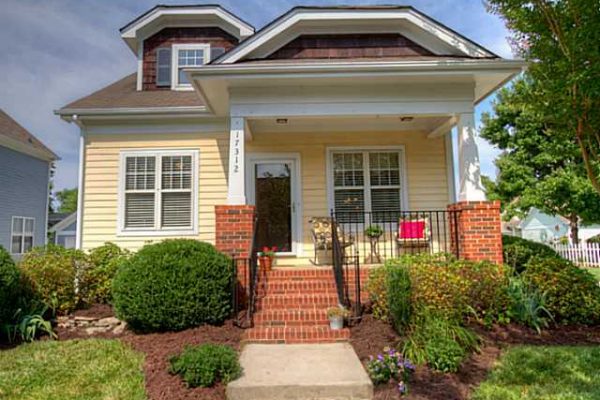 Updated Charming home in the Villages of Birkdale – Huntersville